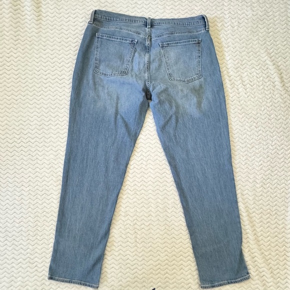 NWT OLD NAVY Mid rise WOW BOYFRIEND Ankle Denim Blue Jeans Size 14 - Picture 3 of 9